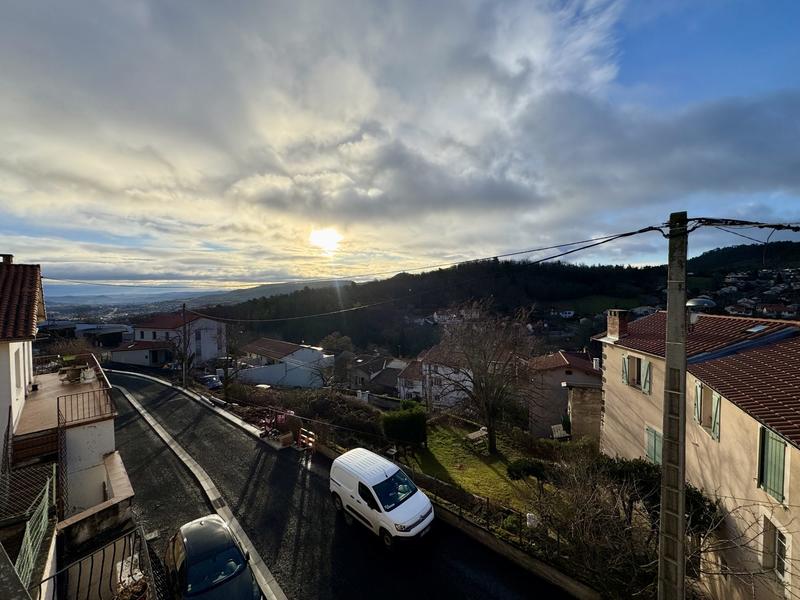 Appartement - 87 m² - 3 pièces