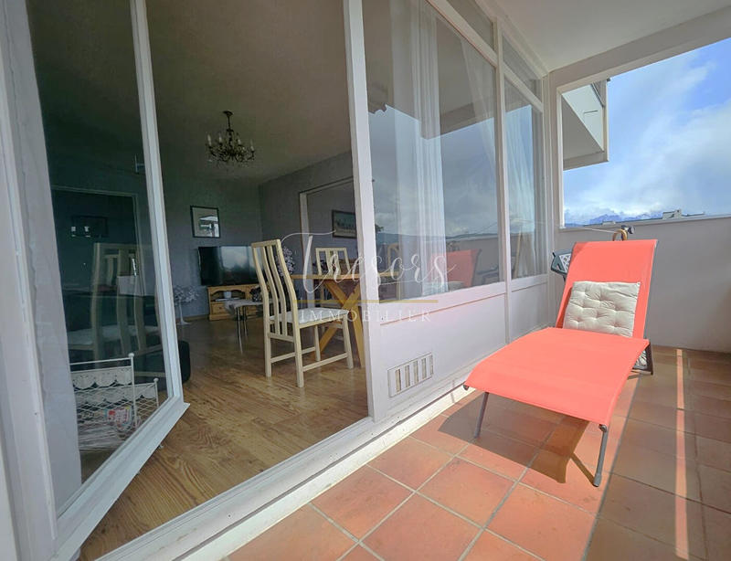 Appartement - 77 m² - 4 pièces