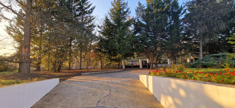 Maison - 235 m² - 7 pièces