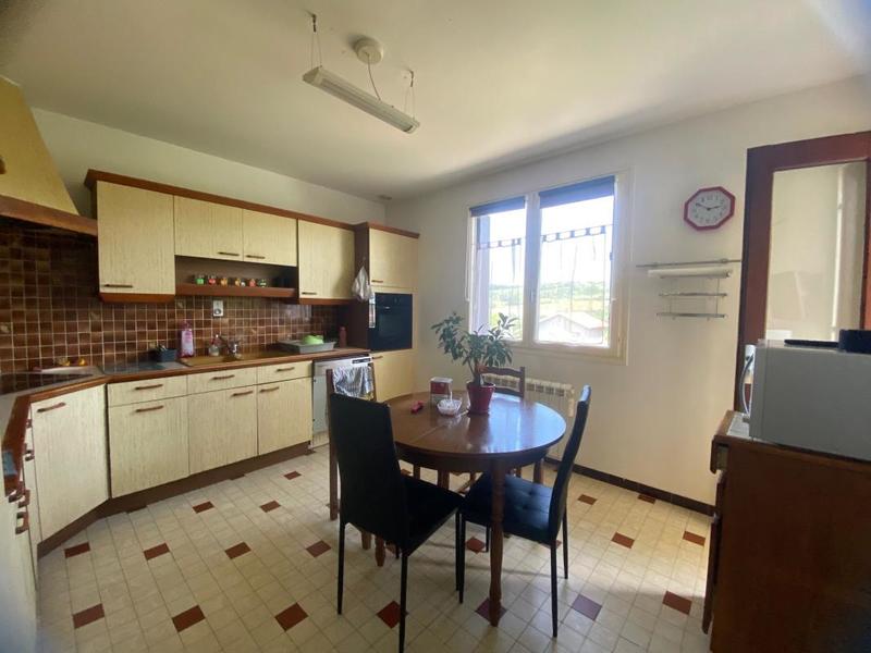 Villa - 101 m² - 4 pièces