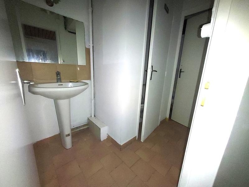 Local commercial - 74 m² - 2 pièces