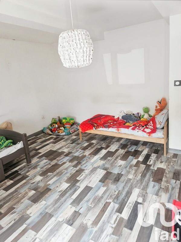 Maison - 99 m² - 3 pièces