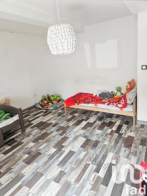 Maison - 99 m² - 3 pièces