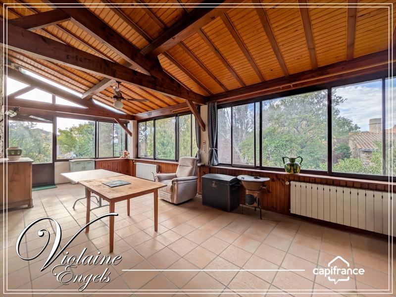 Maison - 217 m² - 7 pièces