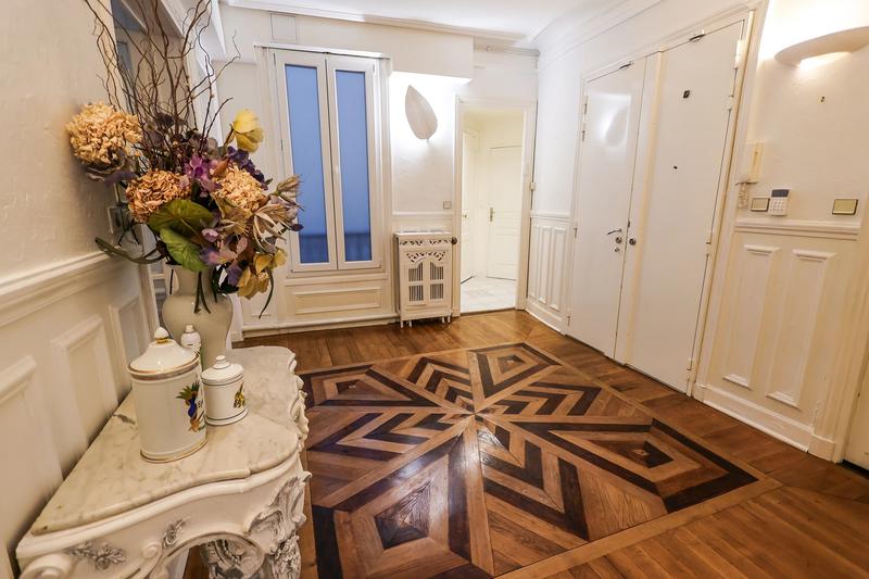 Appartement - 153 m² - 5 pièces