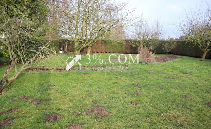 Terrain constructible - 843 m²