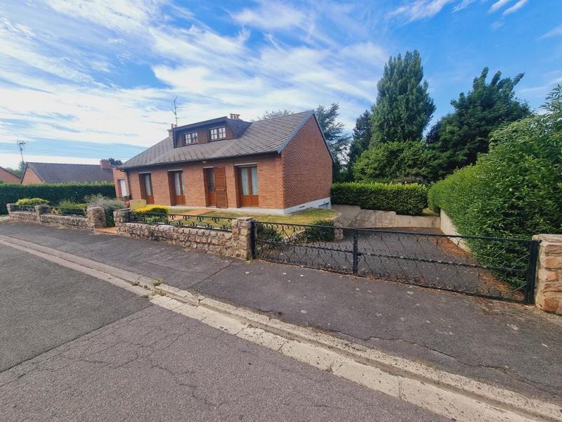 Maison - 92 m² - 5 pièces