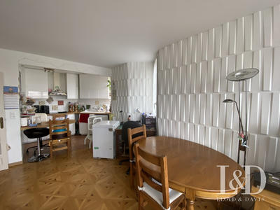 Appartement - 82 m² - 4 pièces