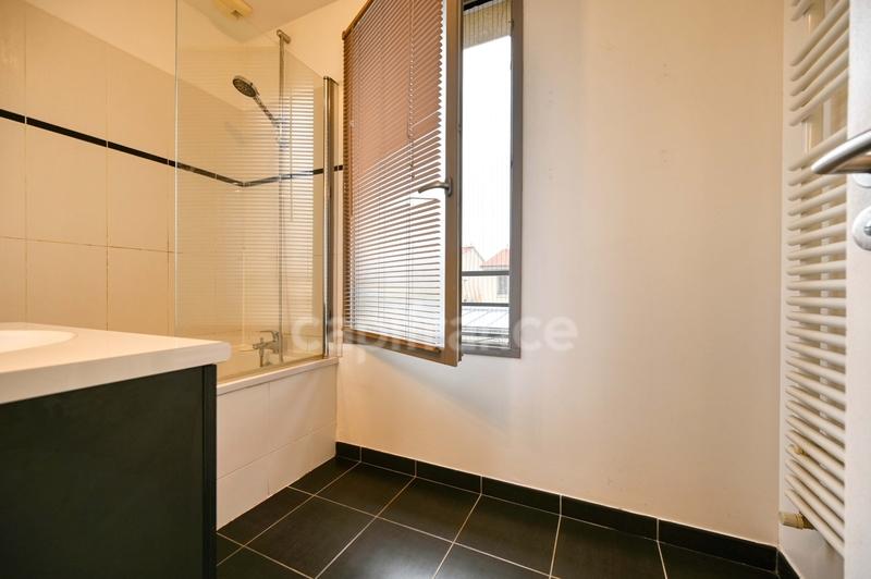 Maison - 81 m² - 4 pièces