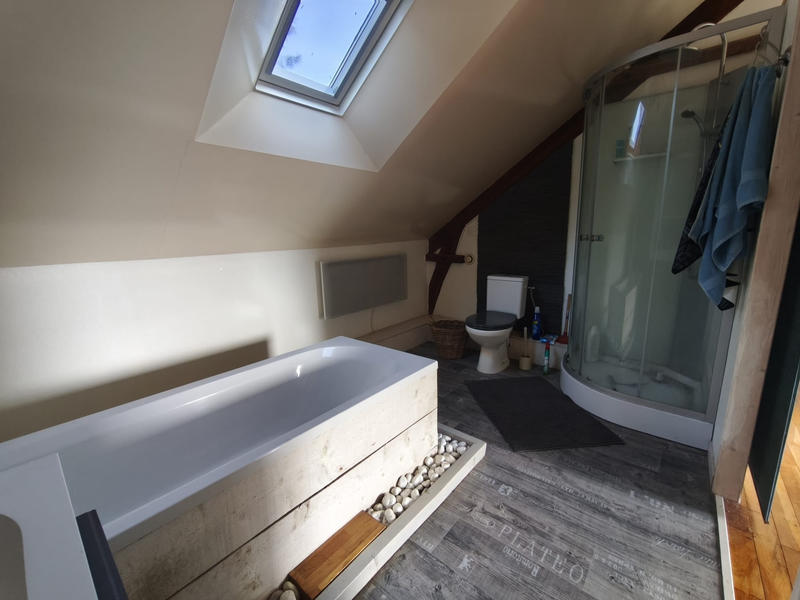 Mas - 236 m² - 8 pièces