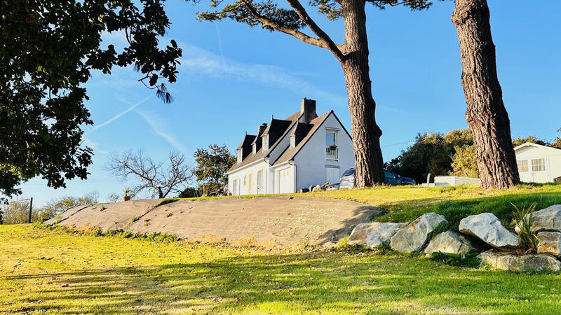 Maison - 90 m² - 6 pièces