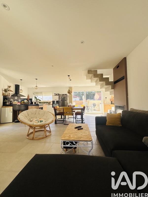 Maison - 107 m² - 5 pièces