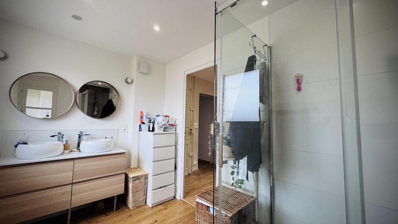 Appartement - 82 m² - 4 pièces