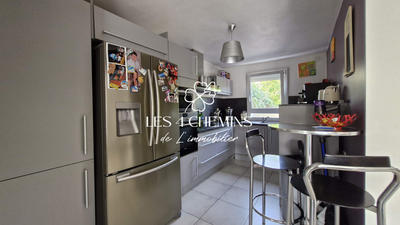 Villa - 90 m² - 4 pièces