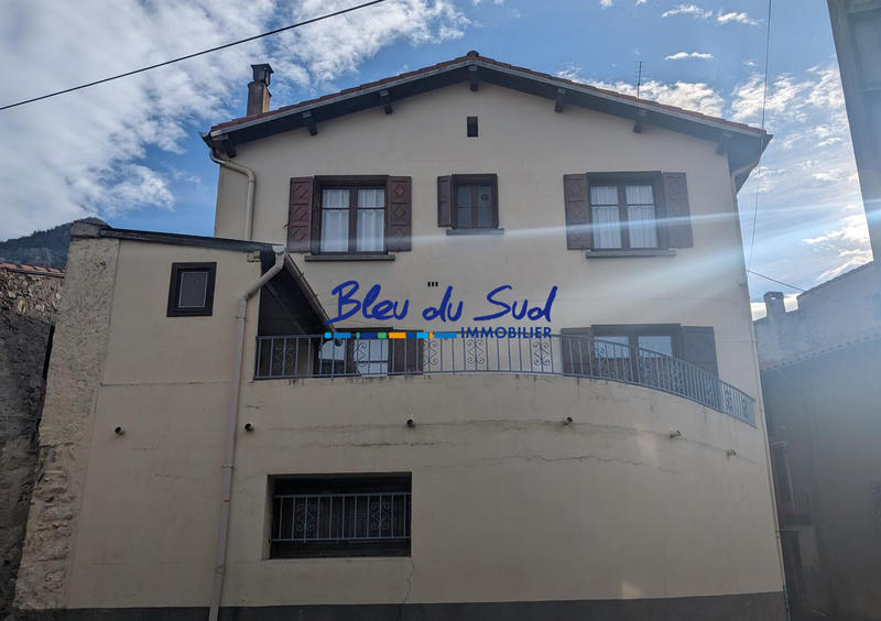 Maison - 96 m² - 5 pièces