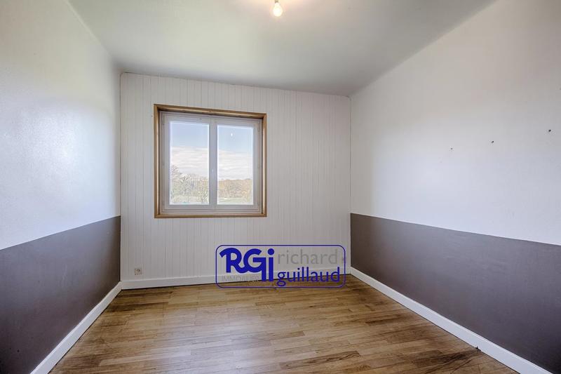 Maison - 200 m² - 7 pièces