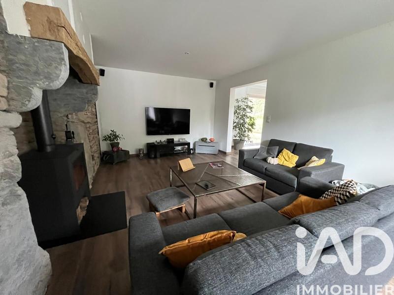 Maison - 140 m² - 6 pièces