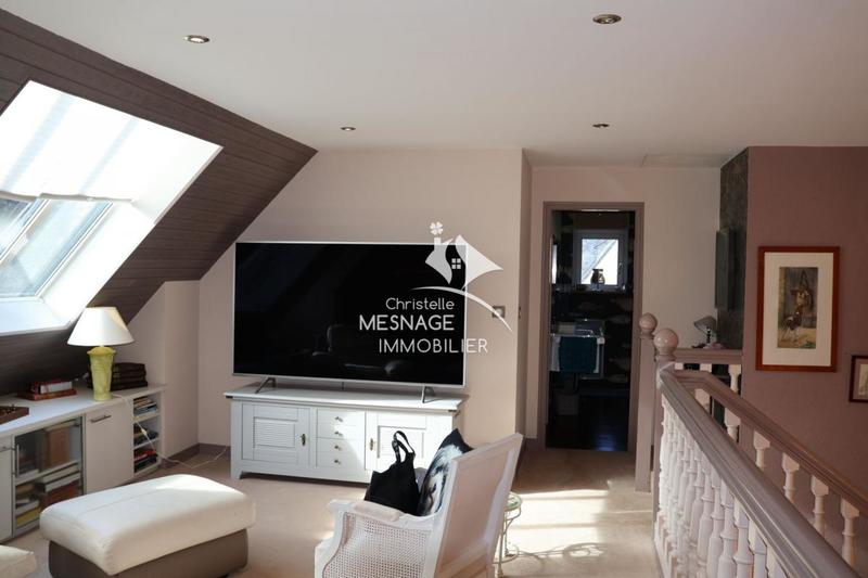 Maison en pierre - 211 m² - 8 pièces