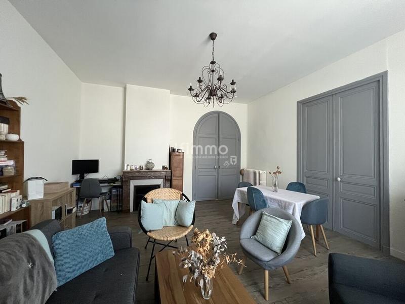 Appartement - 92 m² - 3 pièces