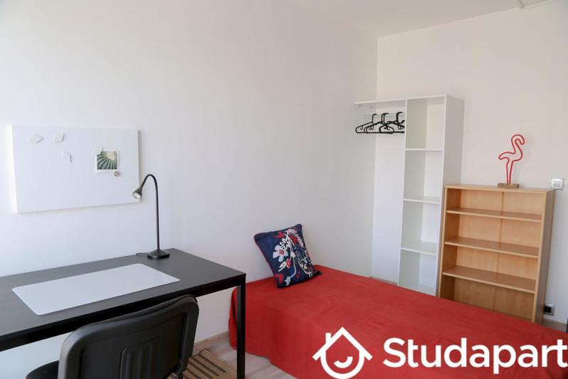 Chambre - 12 m² - 1 pièce