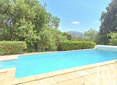 Maison - 163 m² - 7 pièces