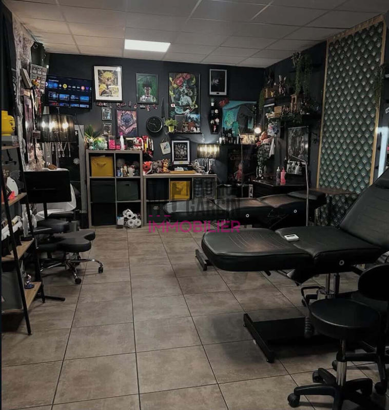 Local commercial - 70 m² - 2 pièces