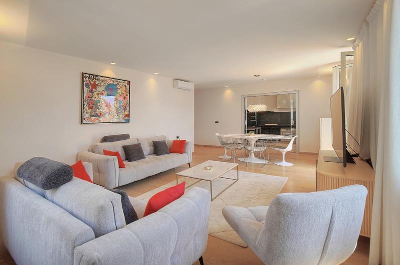 Appartement - 100 m² - 3 pièces