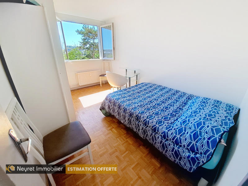 Appartement - 83 m² - 4 pièces