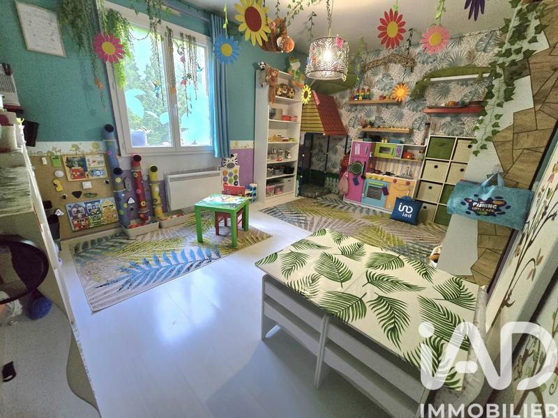 Maison - 111 m² - 6 pièces