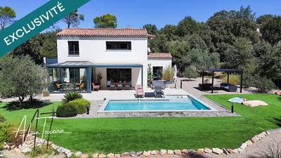 Maison - 148 m² - 5 pièces