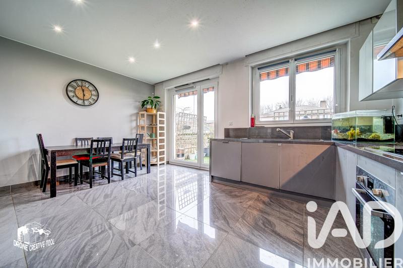 Duplex - 163 m² - 8 pièces