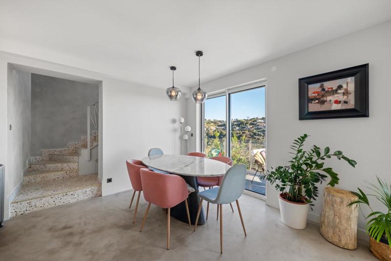 Maison - 118 m² - 4 pièces