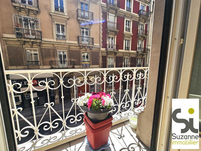 Appartement - 151 m² - 5 pièces