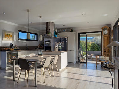 Villa - 164 m² - 5 pièces