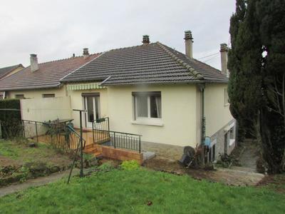 Maison - 90 m² - 5 pièces