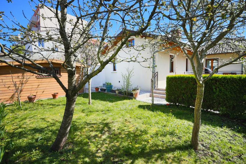 Maison - 143 m² - 6 pièces