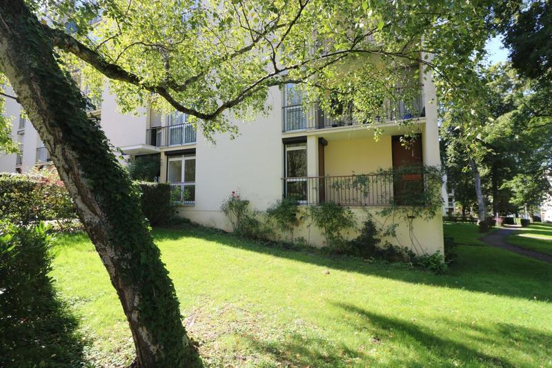 Appartement - 86 m² - 4 pièces