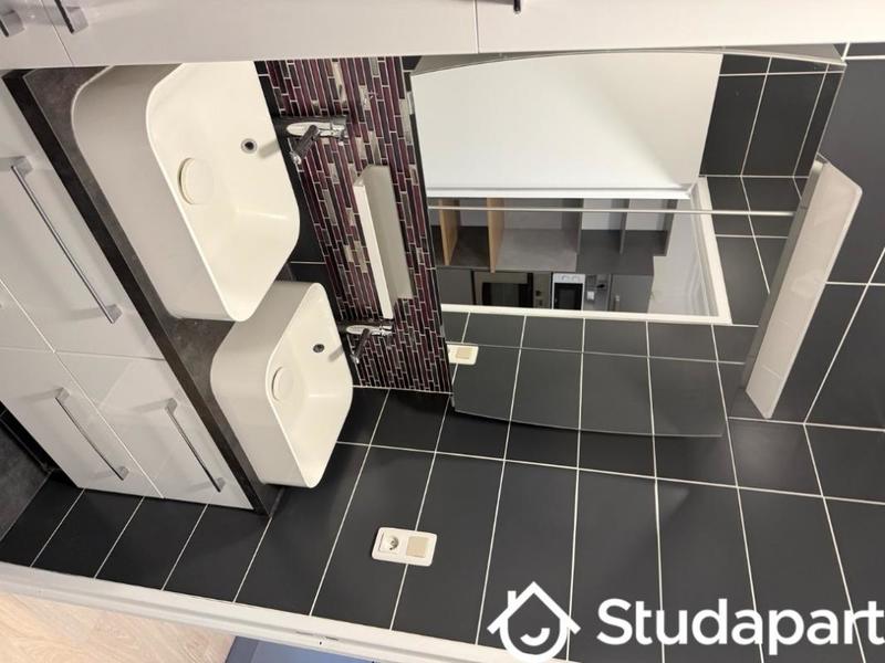 Chambre - 33 m² - 1 pièce