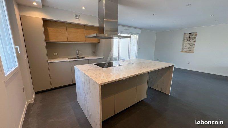 Maison - 142 m² - 5 pièces