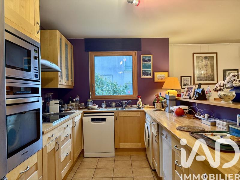 Appartement - 94 m² - 5 pièces