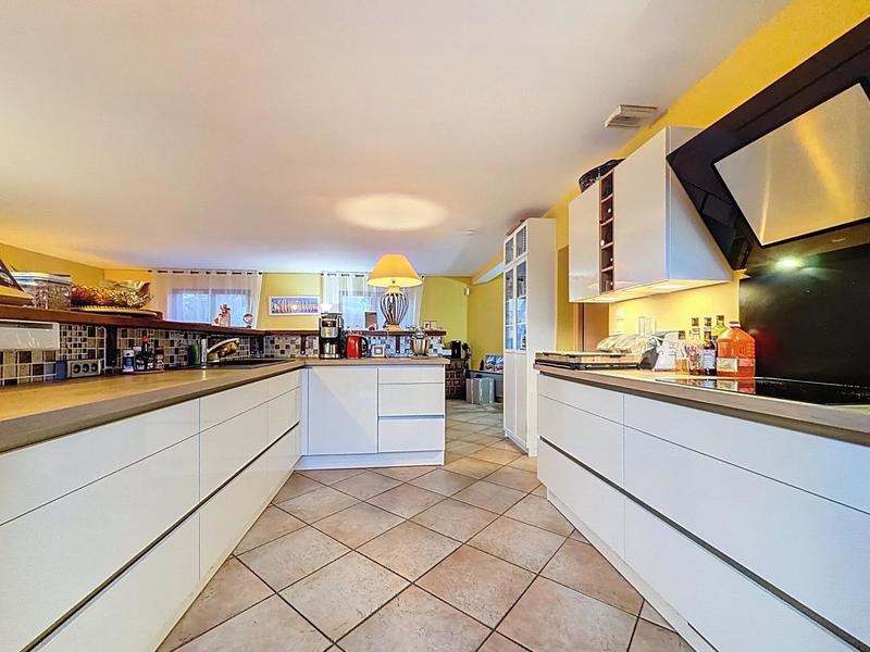 Maison - 160 m² - 6 pièces