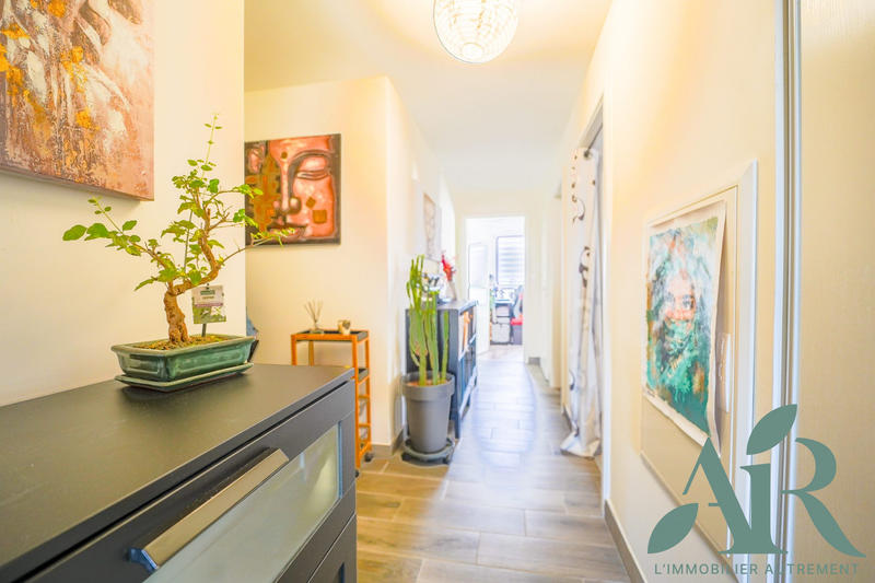 Appartement - 65 m² - 3 pièces