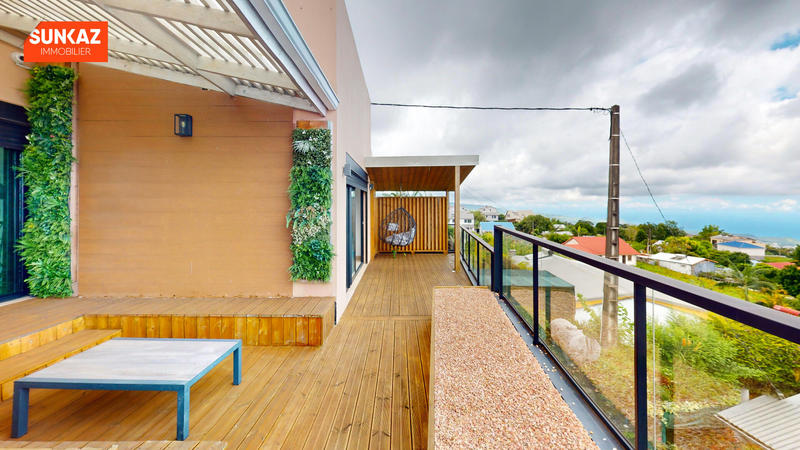 Maison - 144 m² - 5 pièces