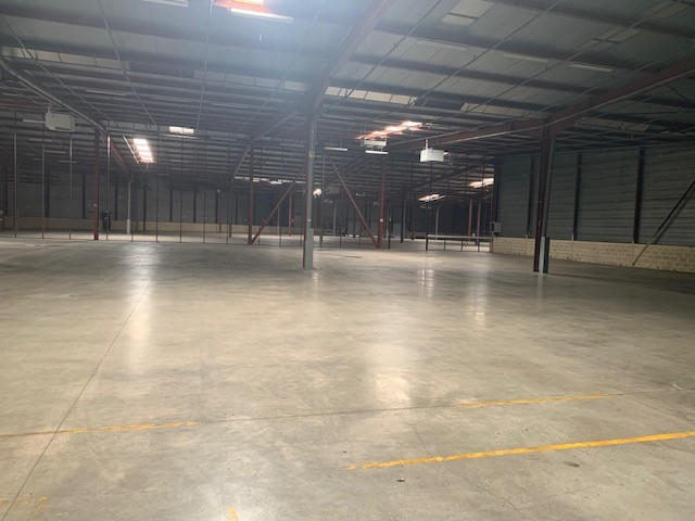 Local d'activité / Entrepôt - 8 440 m²