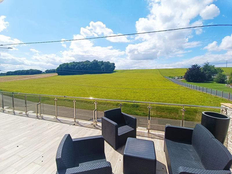 Maison - 98 m² - 7 pièces