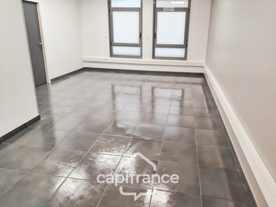 Local d'activité / Entrepôt - 40 m² - 3 pièces