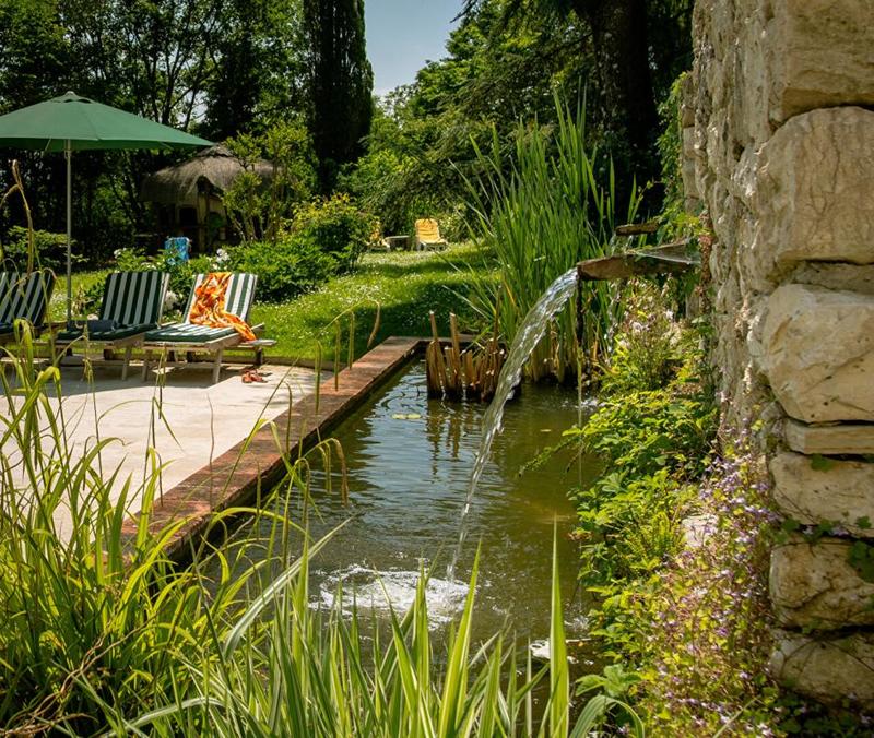 Demeure - 431 m² - 14 pièces