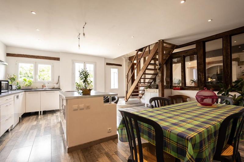 Maison - 144 m² - 4 pièces