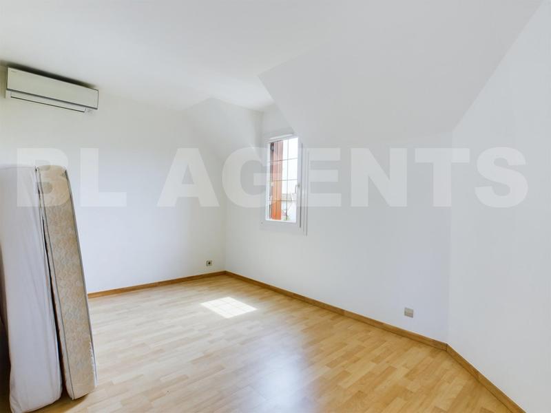 Maison - 160 m² - 5 pièces