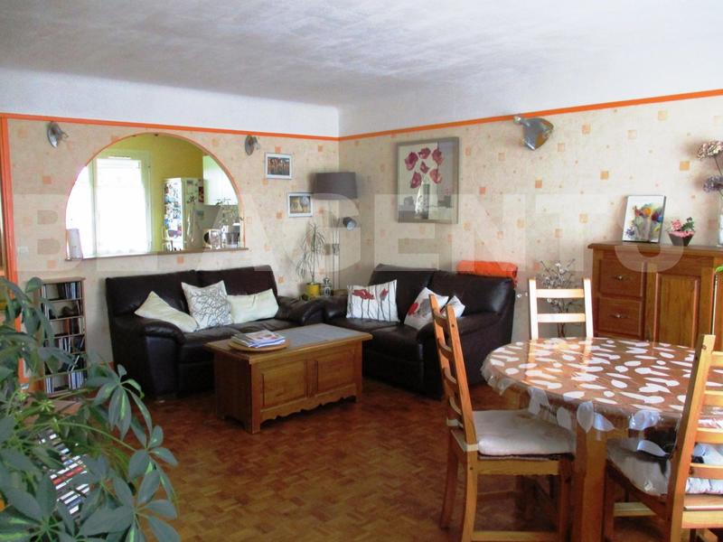 Maison traditionnelle - 112 m² - 5 pièces